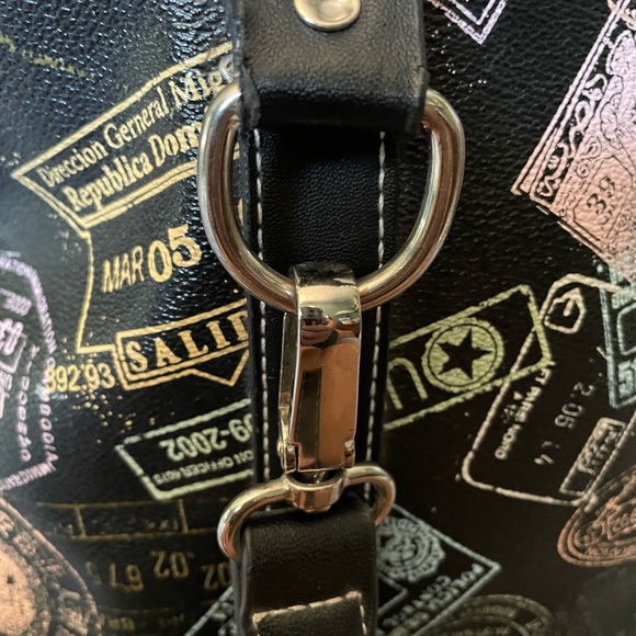 Sydney Love Travel Duffle Bag – Passport Stamp Print - Picture 9 of 10